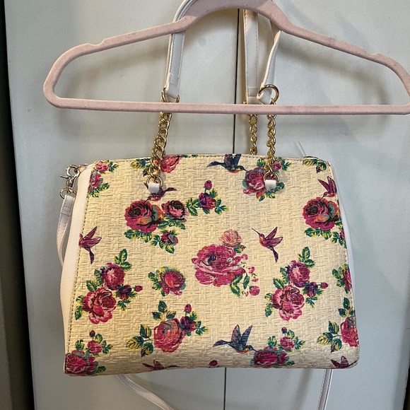 *NWT Betsey Johnson Welcome To The Big Bow Large Satchel Bag Coquette Floral - Picture 2 of 16
